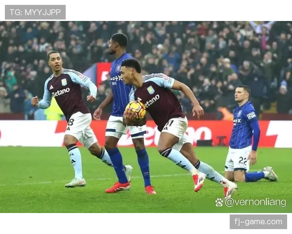 怀尔德率队迎战英超劲敌，焦点之战引球迷热切期待