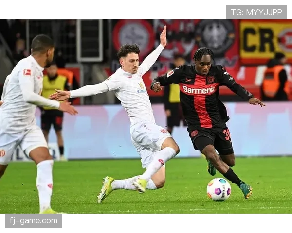 德甲中上游球队激战正酣，欧战席位争夺白热化