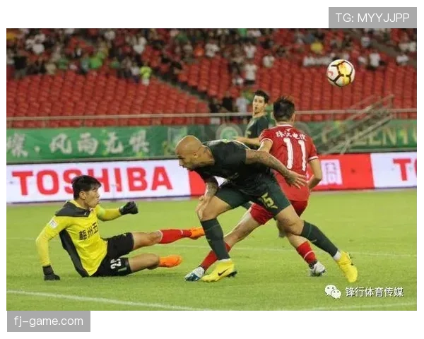 马里边路速度惊人，稳定发挥助球队连创佳绩